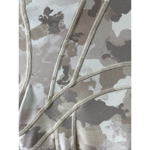 Lululemon NWT Define Cropped Jacket Nulu Thawed Camo Warm Size 2 - Picture 6 of 14